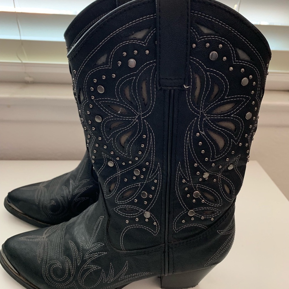 black cowboy boots